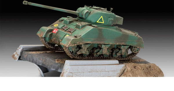 REV03299 - Set de dioramas - SHERMAN FIREFLY para montar y pintar - 1