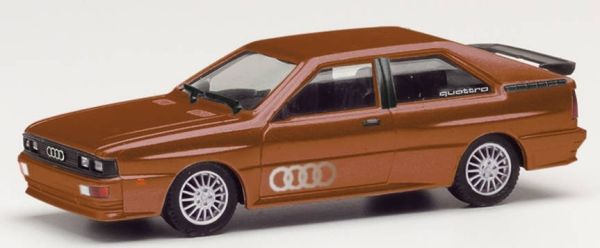 HER033336-005 - AUDI Quattro Marrón metálico - 1