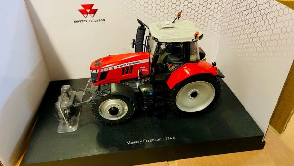 CW0160 - MASSEY FERGUSON 7719S ruedas finas - 1