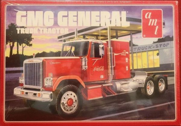 AMT1179/06 - GMC General 6x4 1976 - COCA-COLA para montar y pintar - 1