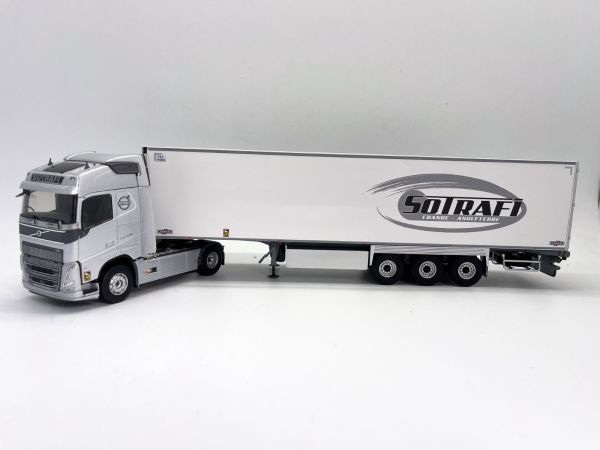 ELI118139 - VOLVO FH4 4x2 2020 con remolque frigorífico 3 Ejes - Transporte SOTRAFI - 1
