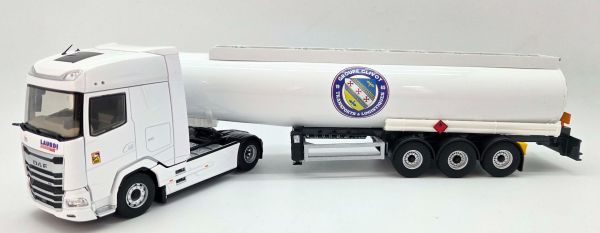 ELI118658 - DAF XG 4x2 con cisterna de hidrocarburos LAURDI Trans de 3 ejes - 1