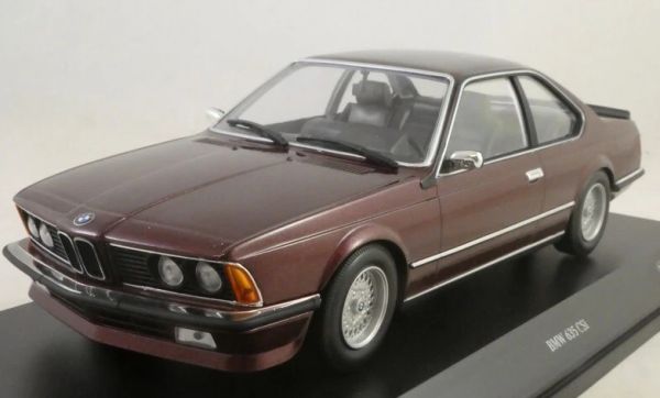 MNC155028105 - BMW 635 CSI de 1982, rojo metalizado - 1
