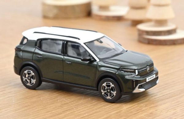 NOREV155342 - CITROEN C3 Aircross 2025 Verde Montana Techo Blanco - 1