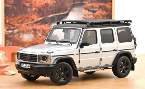 NOREV183030 - MERCEDES-BENZ Clase G 2024 Plata Iridio - 1