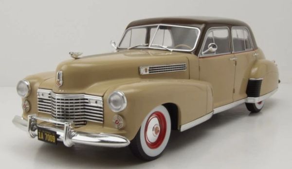 MOD18656 - Cadillac Fleetwood Serie 60 Special Sedán 1941 Beige y Marrón - 1