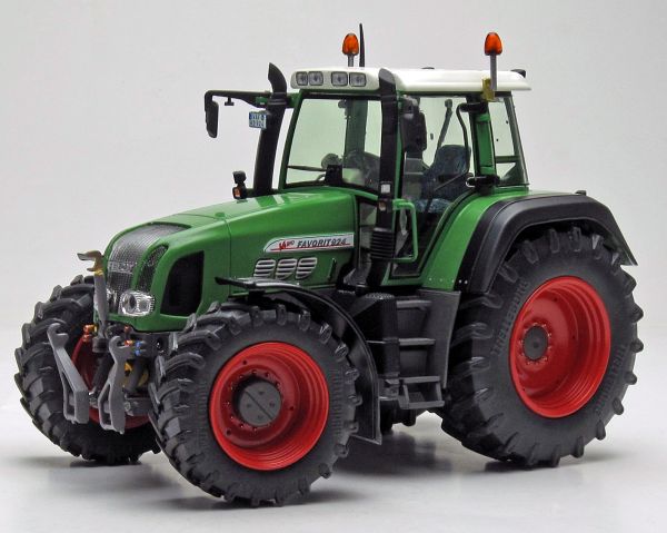 WEI1067 - FENDT 924 Vario Generación 2 (1999-2002) - 1