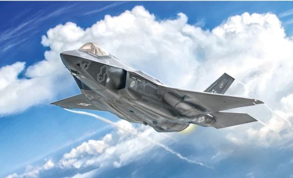 ITA1409 - Avión de combate F-35A Lighting II para montar y pintar - 1