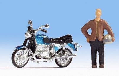 NOC15915 - Motocicleta BMW R90-6 - 1