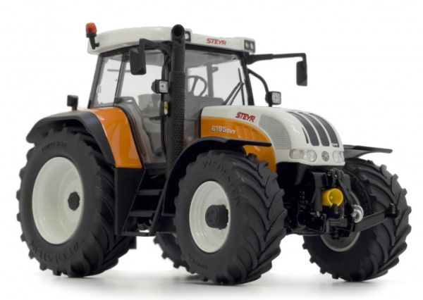 MAR2219 - Tractor municipal limitado a 333 unidades - STEYR CVT 6195 - 1