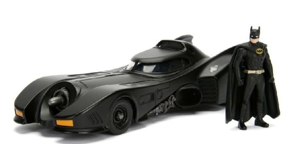 JAD253213001 - BATMOBILE con Batman - En kit - 1