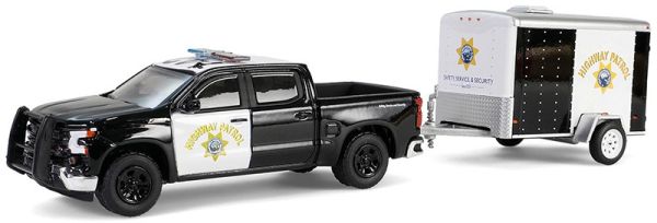 GREEN32315-C - CHEVROLET Silverado 2023 Policía de California con remolque de la serie HOT PURSUIT en blíster - 1