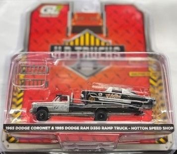 GREEN33260-A-GRIS - DODGE Ram D350 1985 con DODGE Coronet 1965 gris - HOTTON SPEED SHOP de la serie H.D TRUCKS - 1