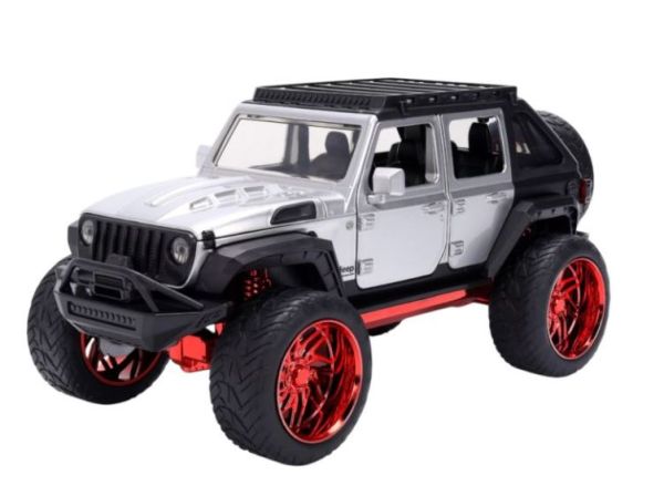 JAD36018 - JEEP Wrangler gris elevado con papeles rosas - 1