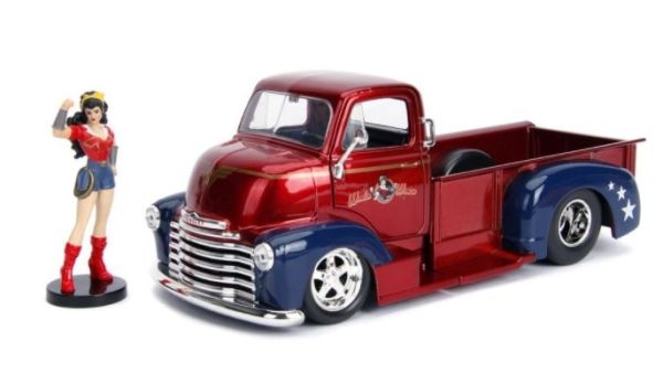 JAD30453 - Camioneta CHEVROLET Chevy COE de 1952 con Mujer MARAVILLA - 1