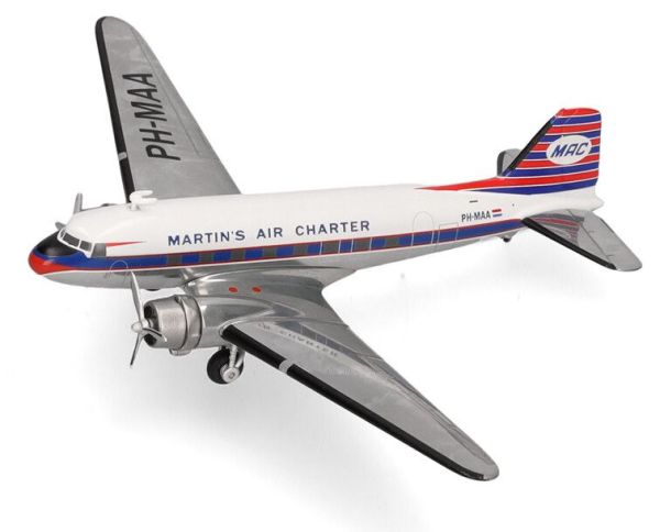 HER573566 - DOUGLAS DC-3 Martin's Air Charter - 1