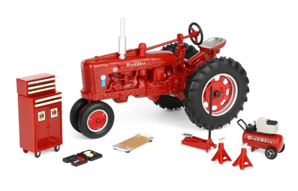 ERT44493 - FARMALL Super H con herramientas - Colección Prestigio - 1