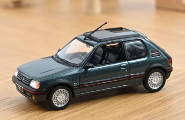 NOREV471752 - PEUGEOT 205 1.9 Magic 1990 Verde Sorrento - 1