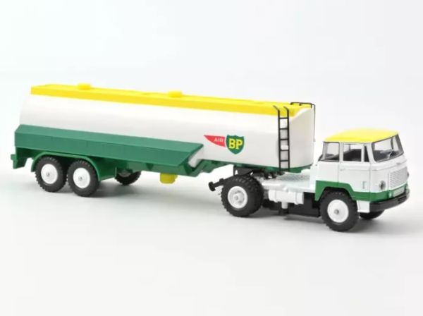 NOREVCL5513 - UNIC Esterel 4X2 con cisterna de 2 ejes AIR BP - 1