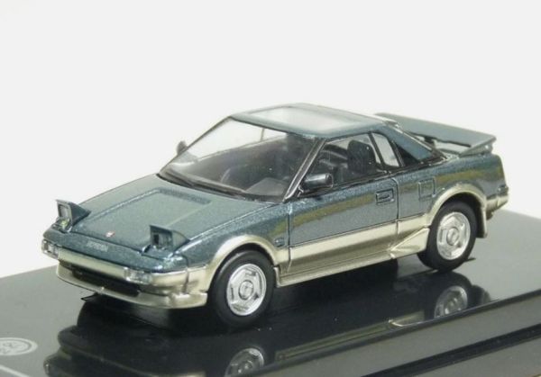 PAR64-55368 - Toyota MR2 MK1 de 1985, color verde dorado. - 1