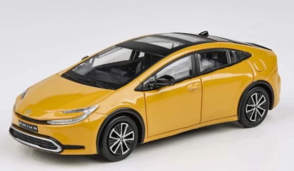 PAR64-55607 - TOYOTA Prius Maximum 2025 Amarillo - 1