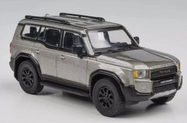 PAR64-55746 - TOYOTA Land Rover Gruiser LC250 2024 Gris Metálico - 1