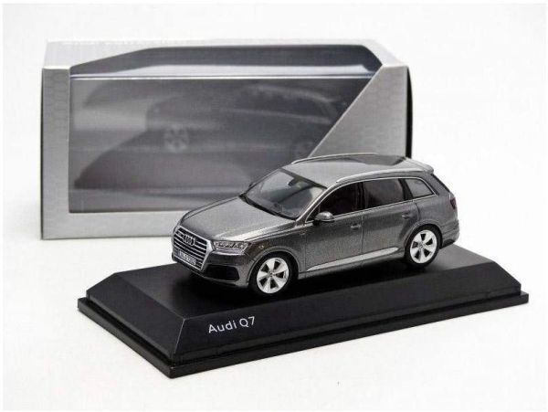 SPA5011407633 - AUDI Q7 gris oscuro - 1