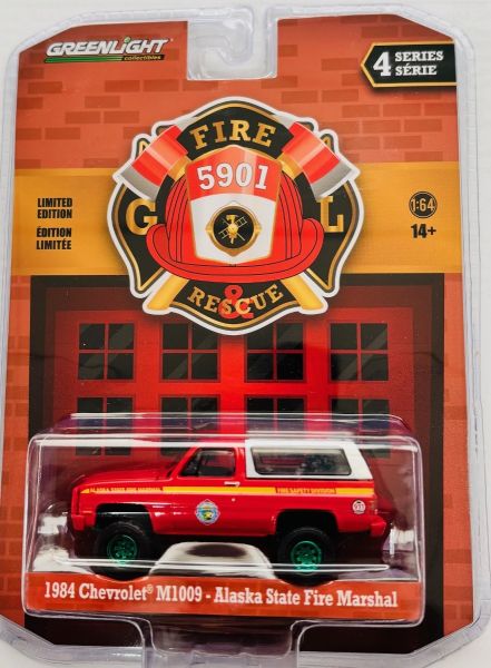GREEN67050-DVERT - CHEVROLET M1009 del Departamento de Bomberos de Alaska de 1984 con llantas verdes de la serie INCENDIOS Y RESCATE en blíster - 1
