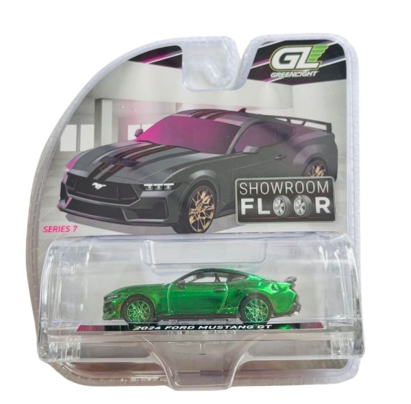 GREEN68070-B_VERT - FORD Mustang GT 2024 VERDE de la serie SHOWROOM FLOOR en blíster - 1
