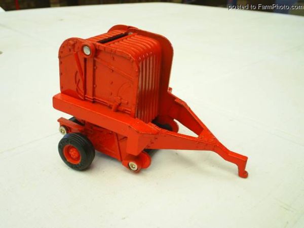 ERT1954 - Rotoempacadora CASE - 1