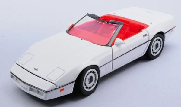 MMAX73298WH - Chevrolet Corvette de 1986, blanco - 1
