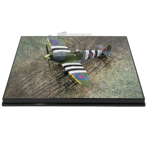 FOV812005C - SUPERMARINE SPITFIRE MK.IX Inglés MK392 WG CDR Johnnie JOHNSON #144 Ala Real Fuerza Aérea - Raf Kenley - Normandía 1944 - 1
