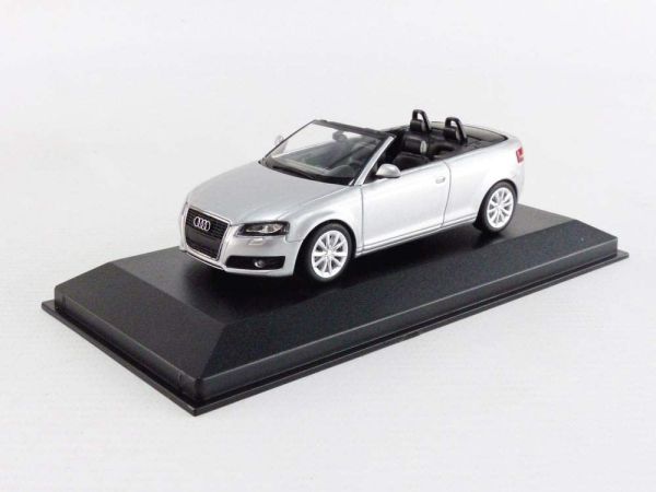 MXC940017130 - AUDI A3 Cabrio 2007 gris - 1