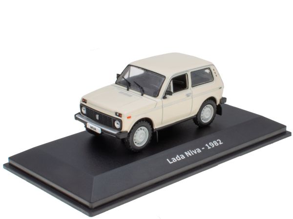 ABADD136A - LADA Niva de 1982 blanco - 1