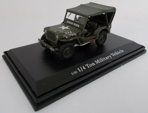 CAR4-91870 - JEEP US Army cubrió un vehículo militar de 1/4 tonelada 6 de junio de 1944 Día D - 1