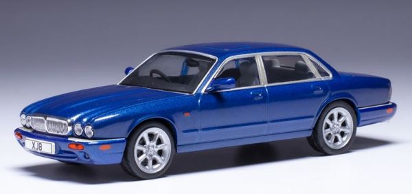 IXOCLC588N.22 - JAGUAR XJ8 1998 Azul - 1