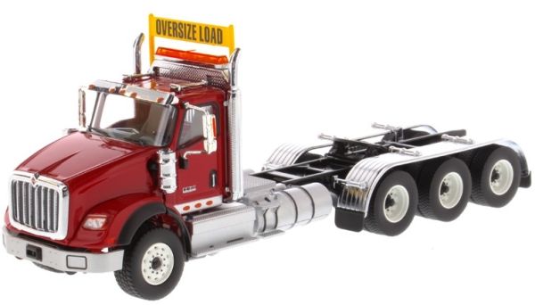DCM71008 - INTERNATIONAL HX620 Day Cab Tridem rojo - 1