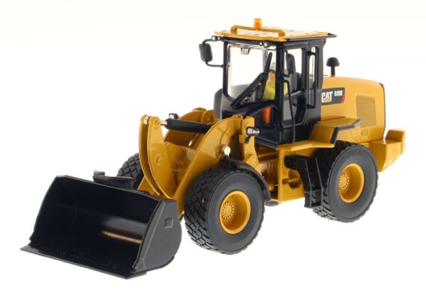 DCM85266 - Cargadora CATERPILLAR 930K con conductor y caja metálica - 1