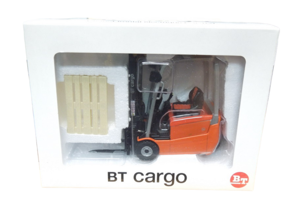 ROS00146 - Carretilla elevadora BT con 1 palet Escala: 1/23 - 1