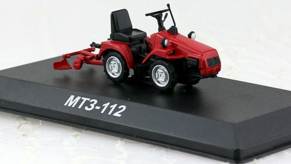 G1825113 - BIELORRUSIA MTZ-112 1986-1992 con herramienta de suelo - 1