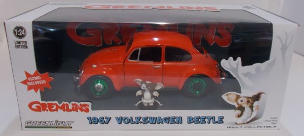 GREEN18231VERTE - VOLKSWAGEN Beetle 1967 de Billy Peltzer de la película Gremlins llantas verdes versión Green Metal con figura Gizmo incluida - 1