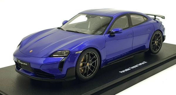 GT520 - 2023 PORSCHE Taycan Turbo – Morado metalizado - 1