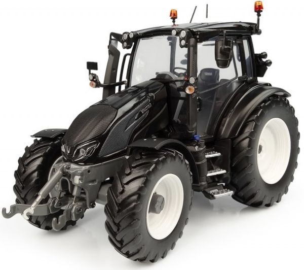UH6291 - VALTRA G135 negro Limitado a 750 ejemplares - 1