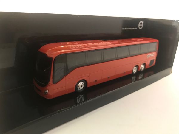 MOT300086 - Autobús rojo VOLVO 9700 - 1