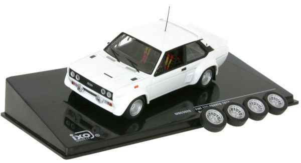 IXOMDCS028 - FIAT 131 Abarth 1978 blanco rally Especificaciones - 1