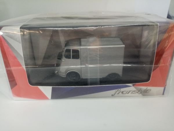 FRANS0002 - CITROEN Tipo g 1948 gris limitada a 450 ejemplares - 1