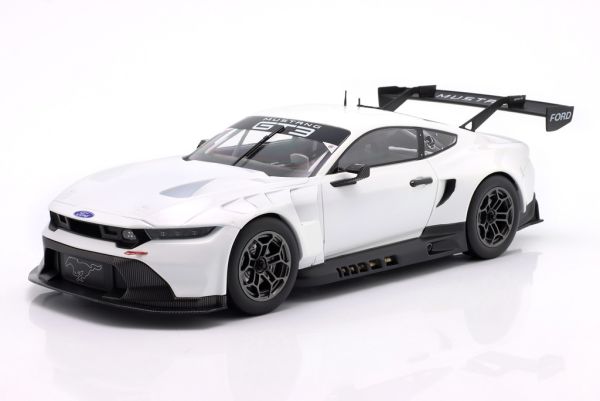 IXO-LEGTMUS-LM24WHT - FORD Mustang GT3 Racing Spec – Versión de carrocería lisa 2024 (Blanco) - 1