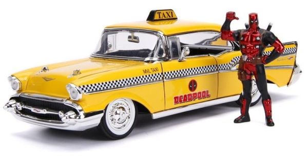 JAD30290 - Taxi CHEVROLET Chevy Bel Air 1957 de Deadpool con figura incluida - 1