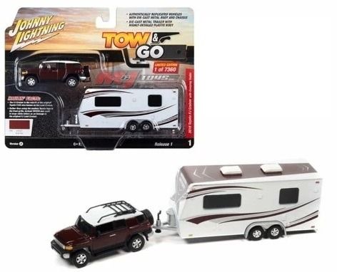 JLBT017A-A - Toyota FJ Cruiser 2010 con caravana de la serie TOW & GO, todavía en su embalaje original. - 1