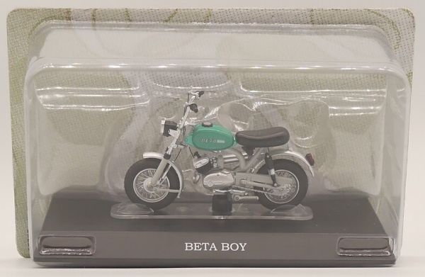 MAGMOT042 - Ciclomotor BETA Boy verde y gris - 1